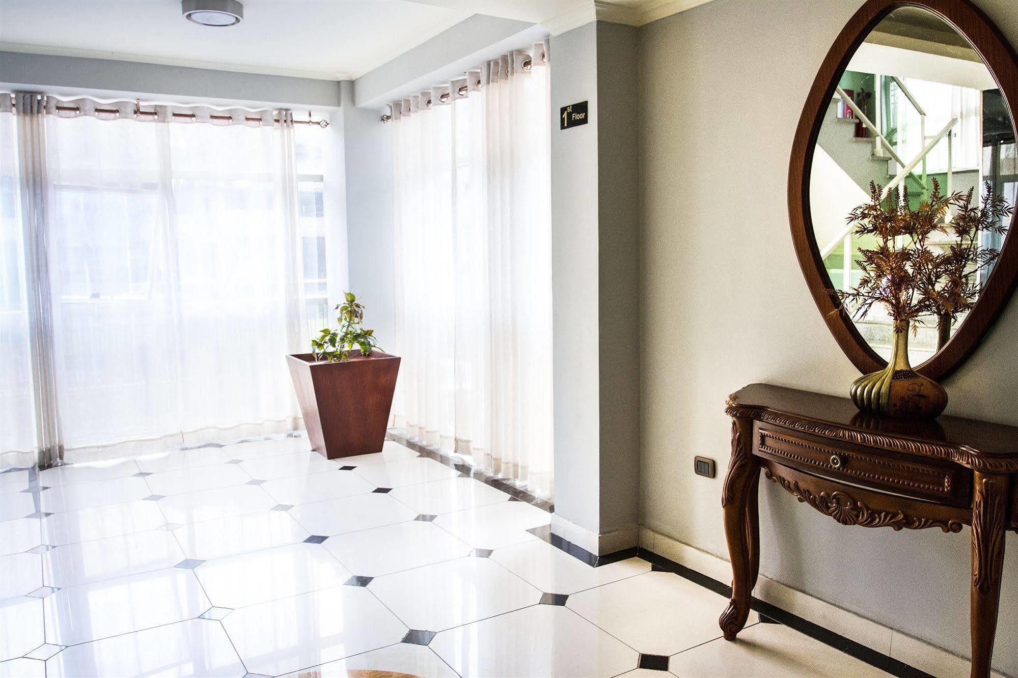 Solo Te Hotel Addisz-Abeba Kültér fotó